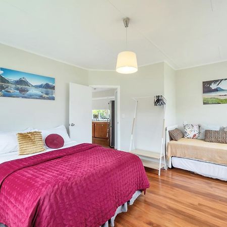 Sunny & Cozy Home Near Western Springs Auckland Esterno foto