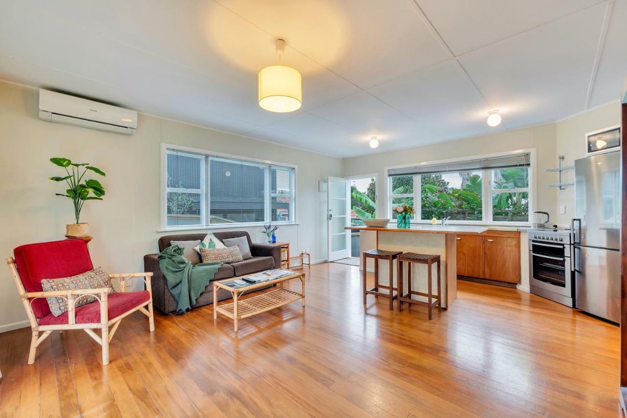 Sunny & Cozy Home Near Western Springs Auckland Esterno foto