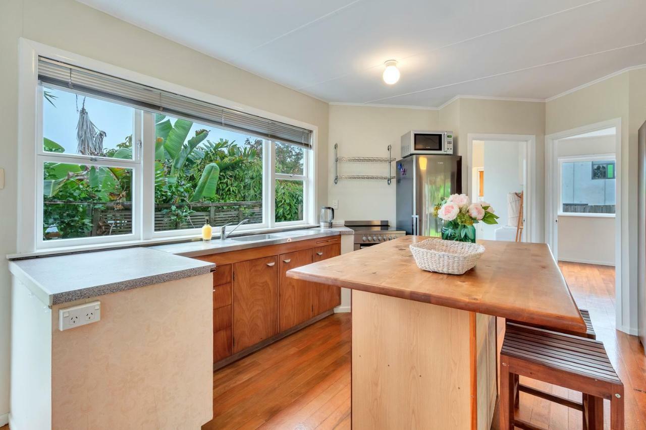 Sunny & Cozy Home Near Western Springs Auckland Esterno foto